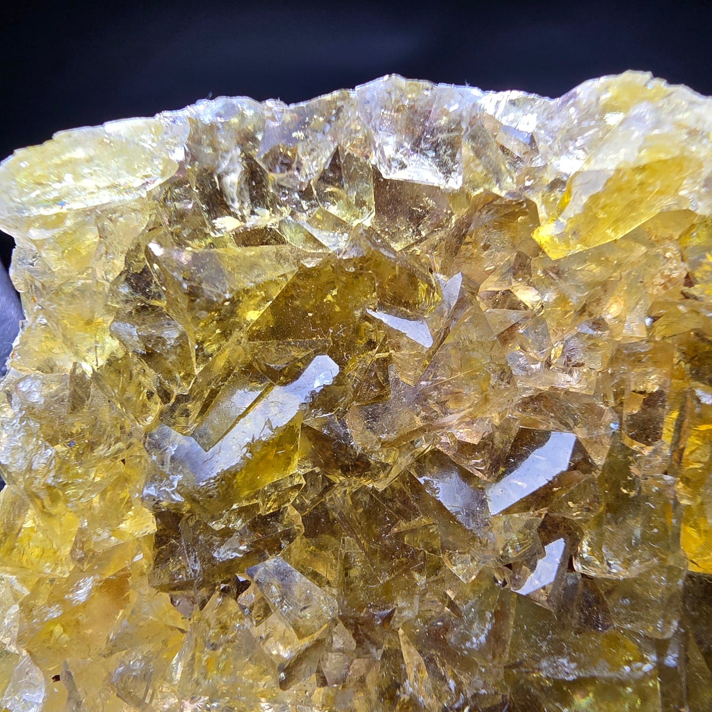 Klare Honey Pocket Fluorit Würfel Stufe gelb Okorusu Namibia 56*50*10mm Sammlung