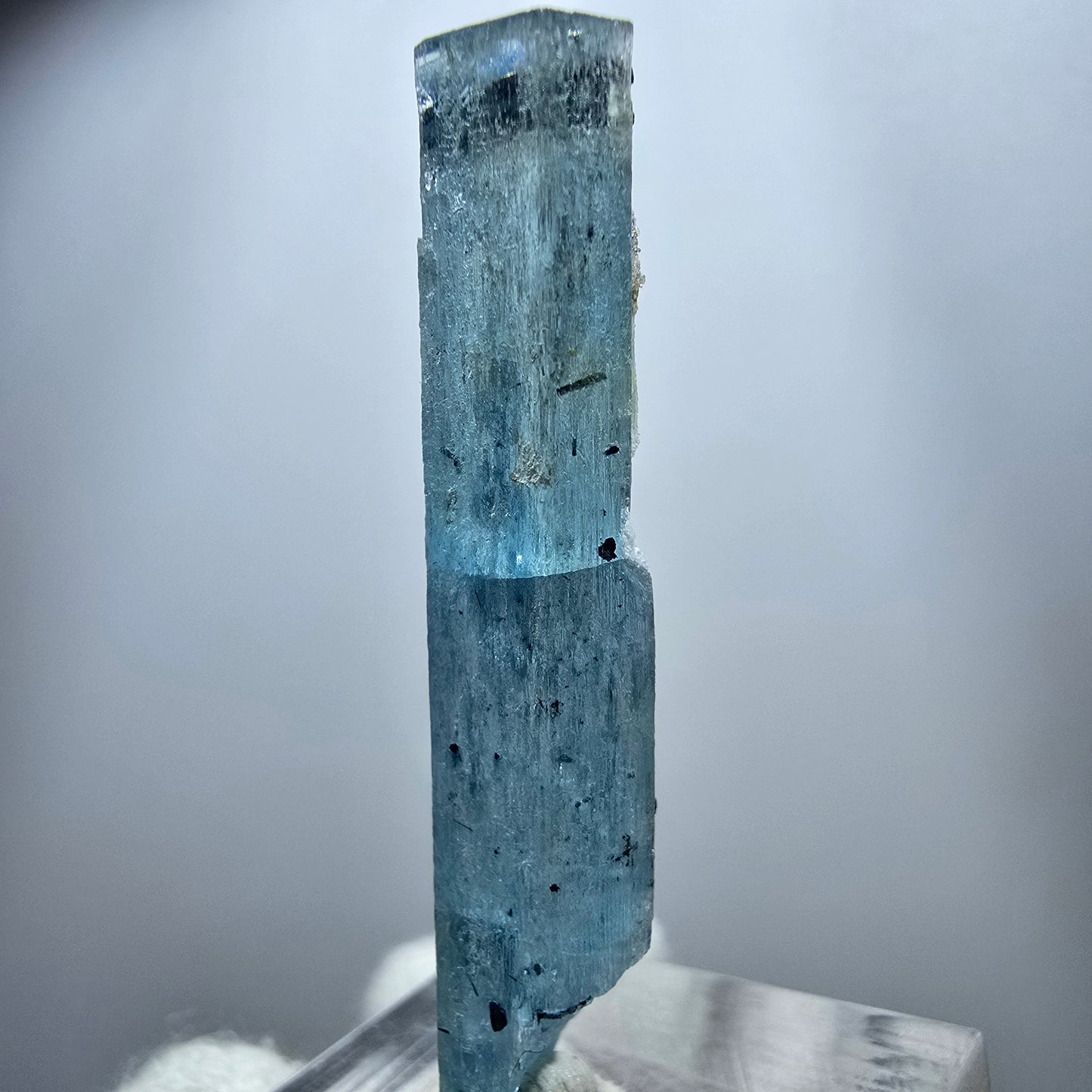 Seltener Aquamarin X mit Hyalit, Schörl Turmalin Erongo, Namibia 45*10*7mm