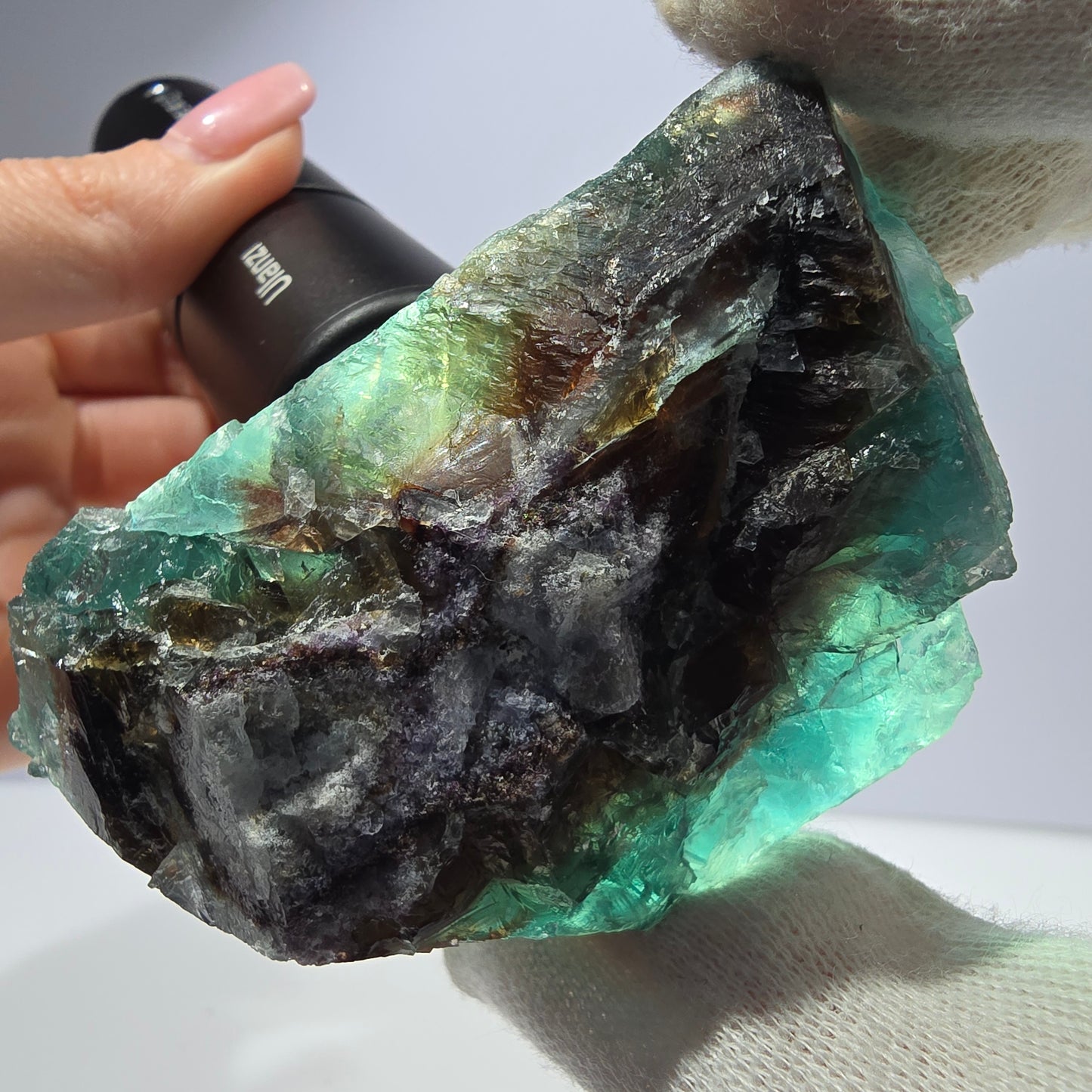 Rare spécimen de cube de fluorite fantôme, parqueté vert Okorusu, Namibie, 78 x 47 x 35 mm