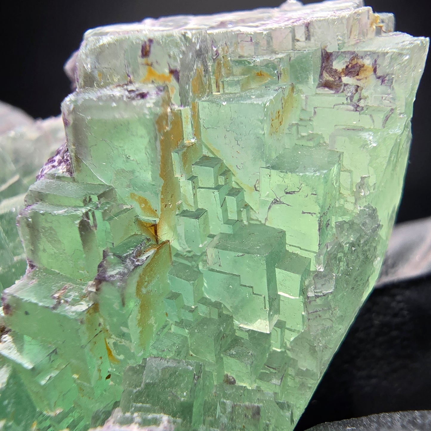 Cube de fluorite fantôme étagé vert turquoise Omehane, namibie 89*45*21mm