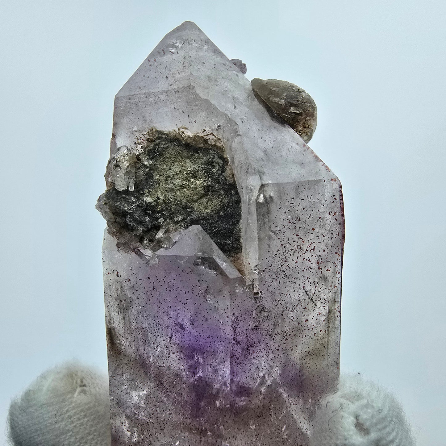 Harlekin Amethyst DT Zepter, UV Calcit Streep Mine Goboboseb Namibia 65*24*26mm