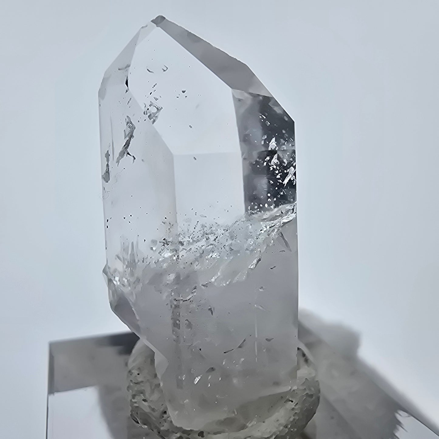 Enhydro Quarz Kristallspitze, 1x Blase Streep Mine Goboboseb, Namibia 32*16*11mm