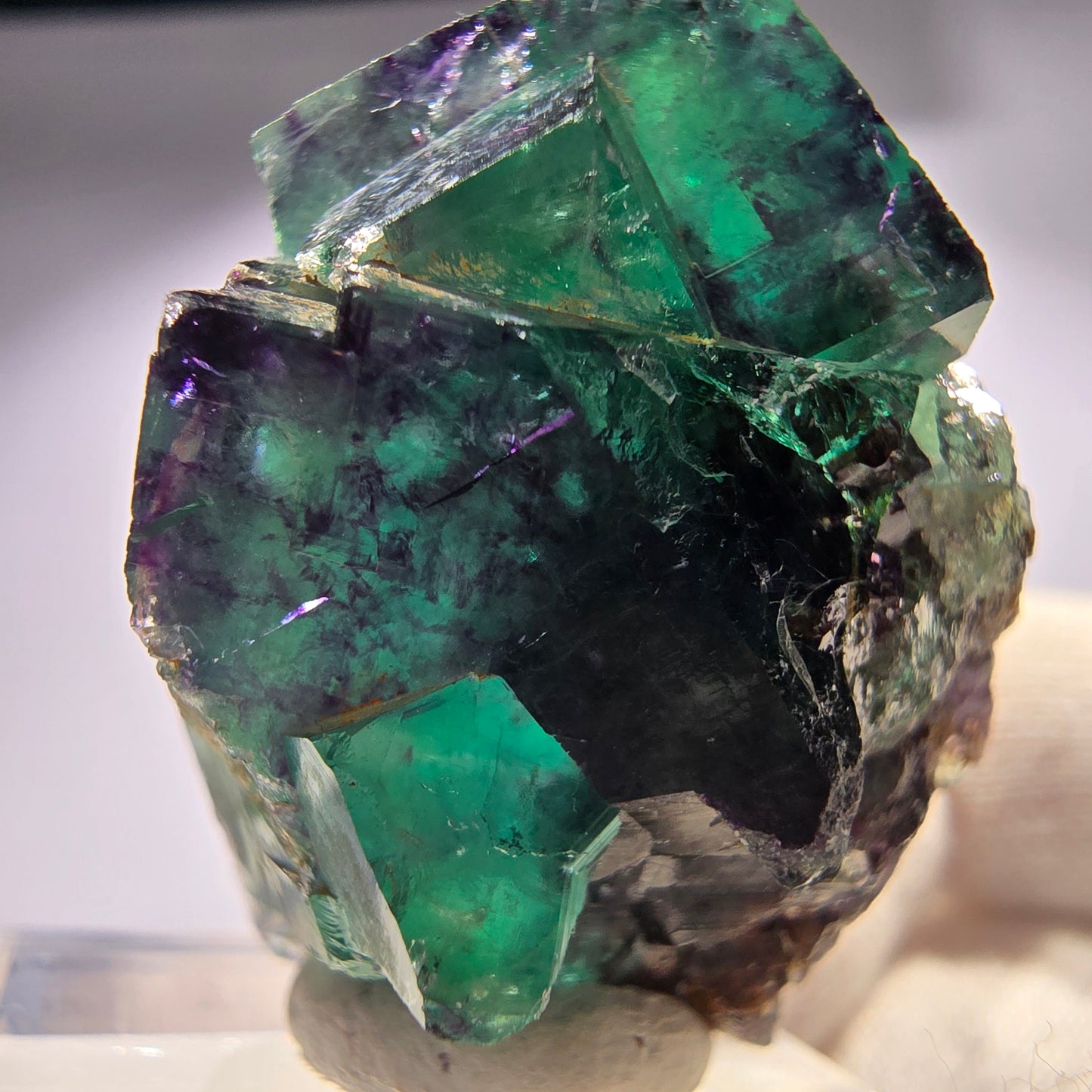 Seltene Phantom Fluorit Würfel Stufe zonal grün lila Okorusu, Namibia 38*28*24mm