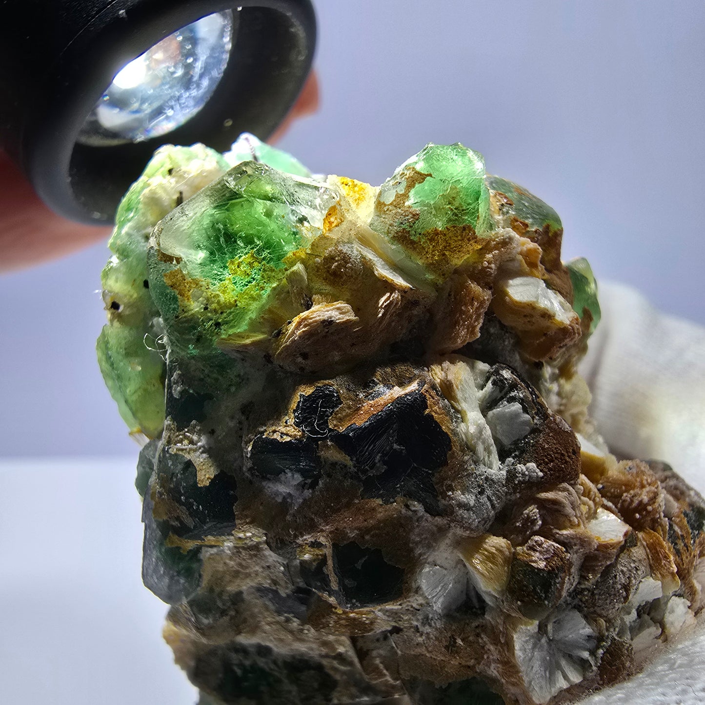 Fluorite fantôme Schörl Tourmaline Muskovite Hyalite Stage Erongo, Namibie 78*45*42mm
