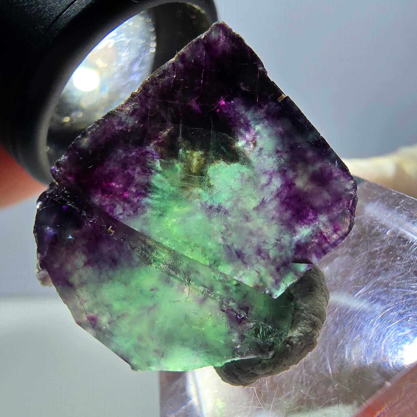 Spécimen de cube de fluorite fantôme, parqueté vert violet Okorusu, Namibie 26*22*13 mm