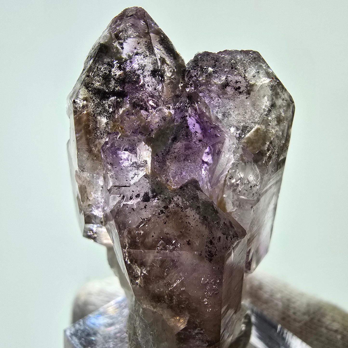 Améthyste fantôme rare, sceptre DT, amas Brandberg, Namibie, 50 x 26 x 24 mm