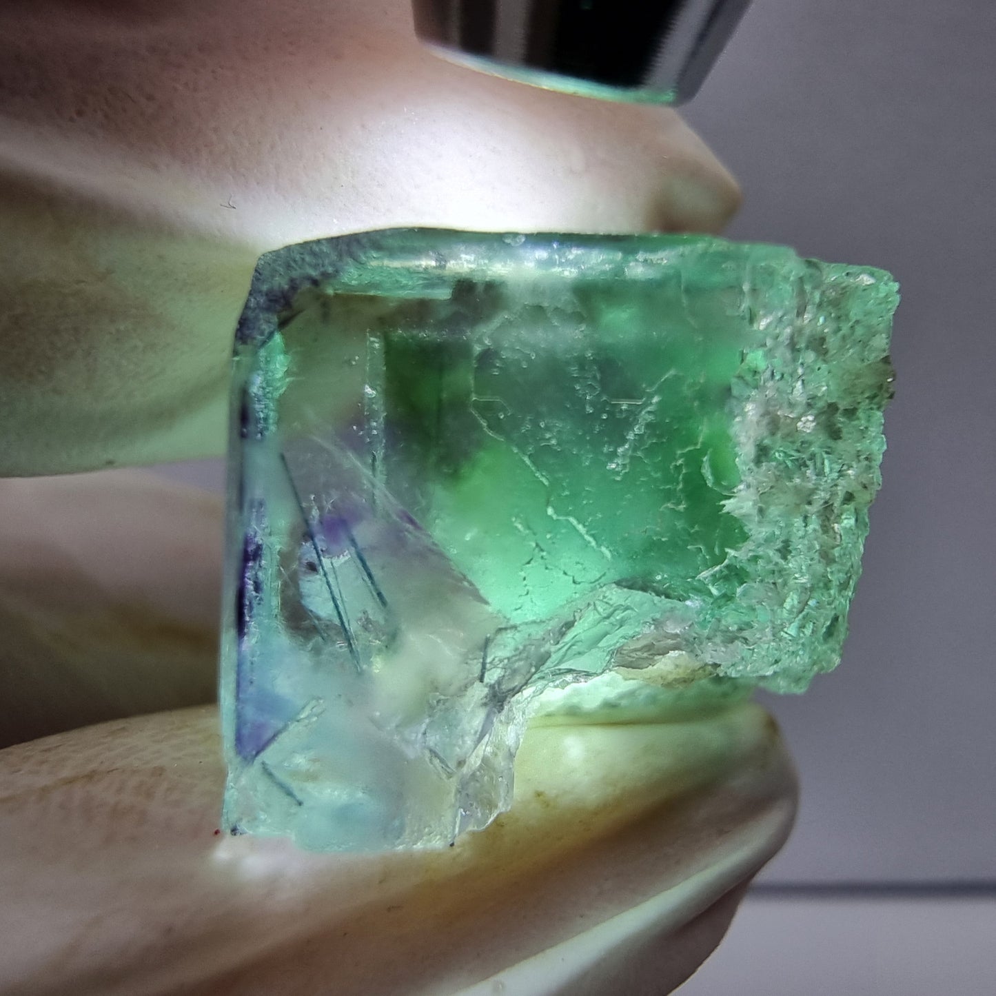 Klare Phantom Fluorit XX Würfel Stufe grün lila 18*17*14mm aus Okorusu, Namibia