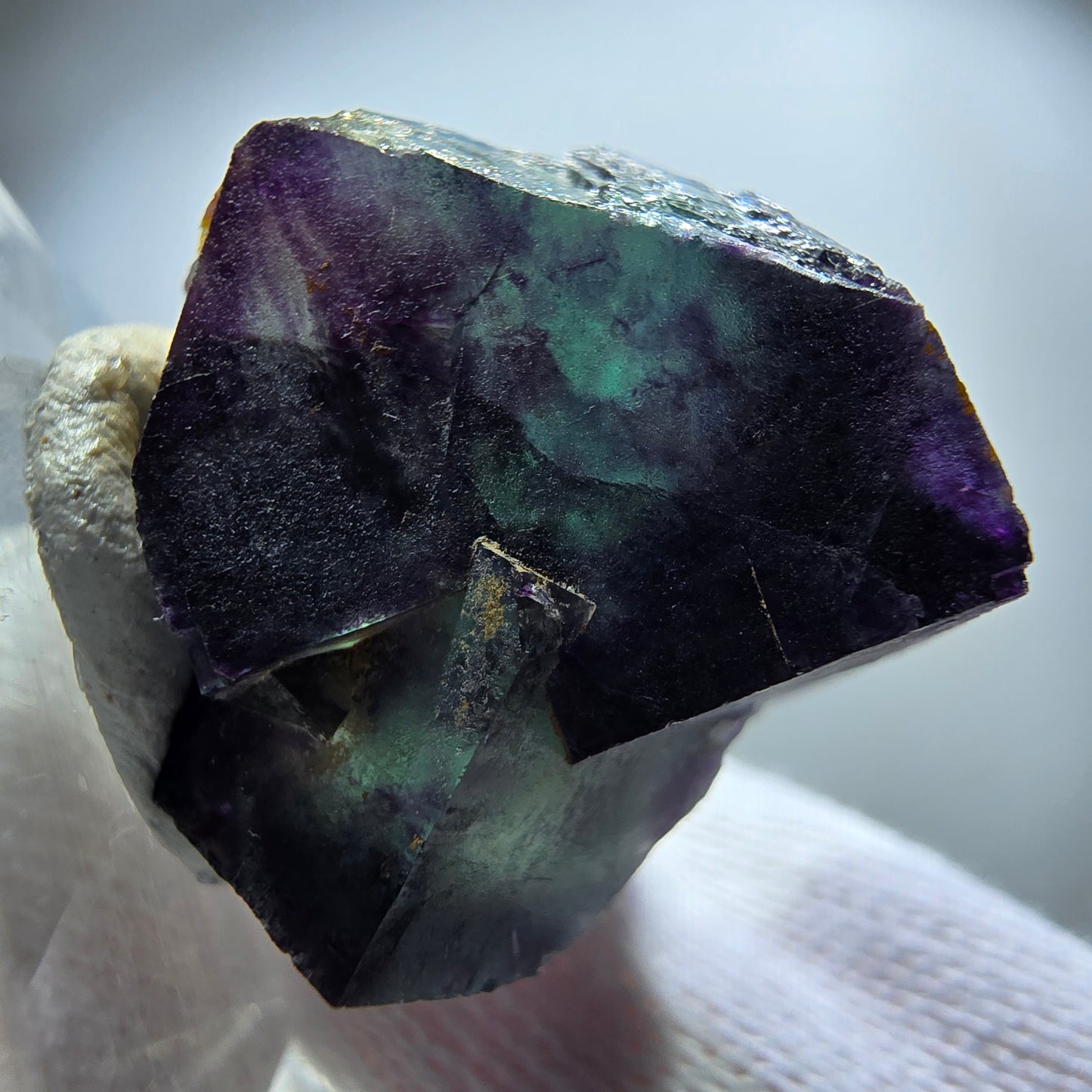 Spécimen rare de cube de fluorite fantôme, vert zonal et violet, Okorusu, Namibie, 29 x 23 x 20 mm