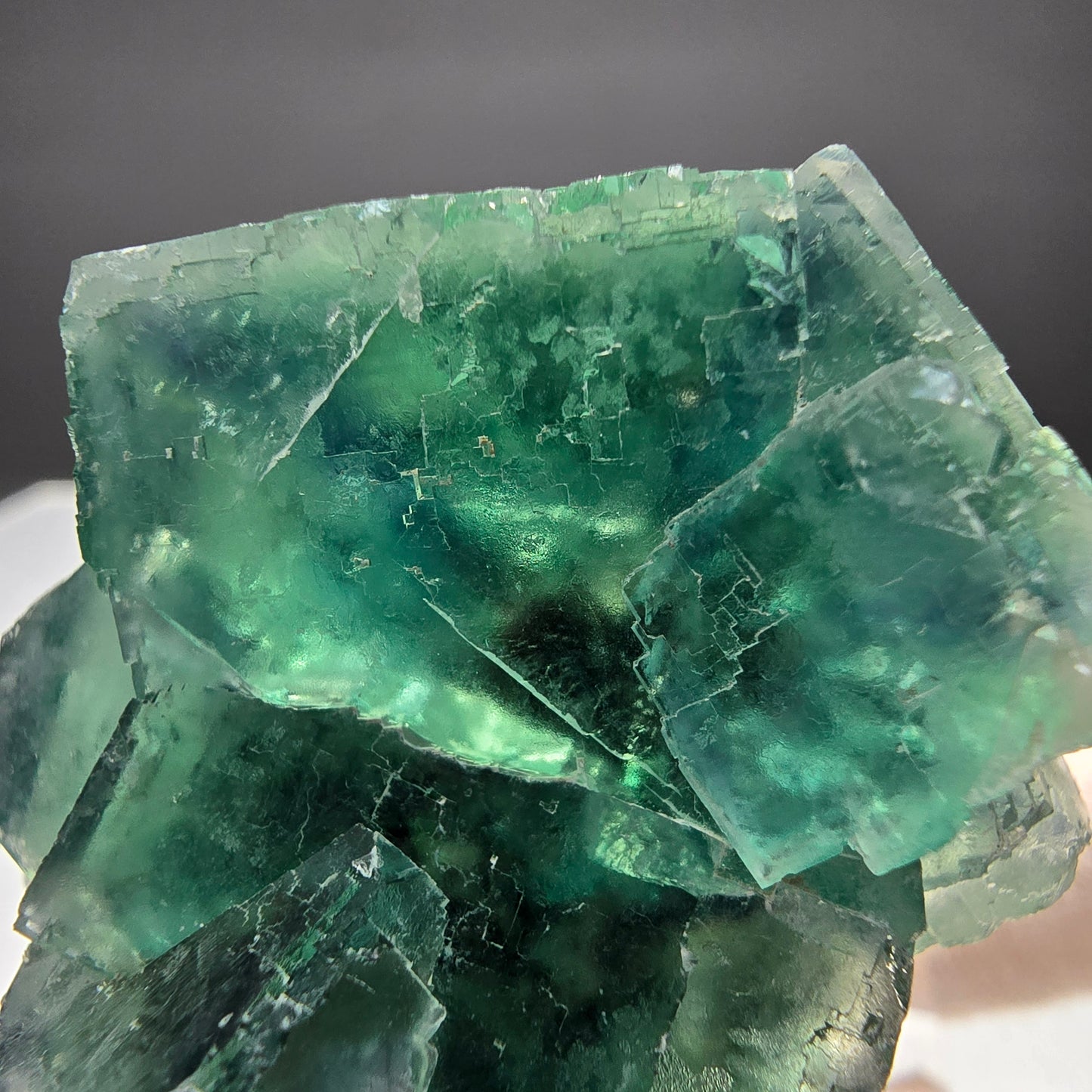 Klare Phantom Fluorit Würfel Stufe grün parkettiert Okorusu, Namibia 46*46*39mm