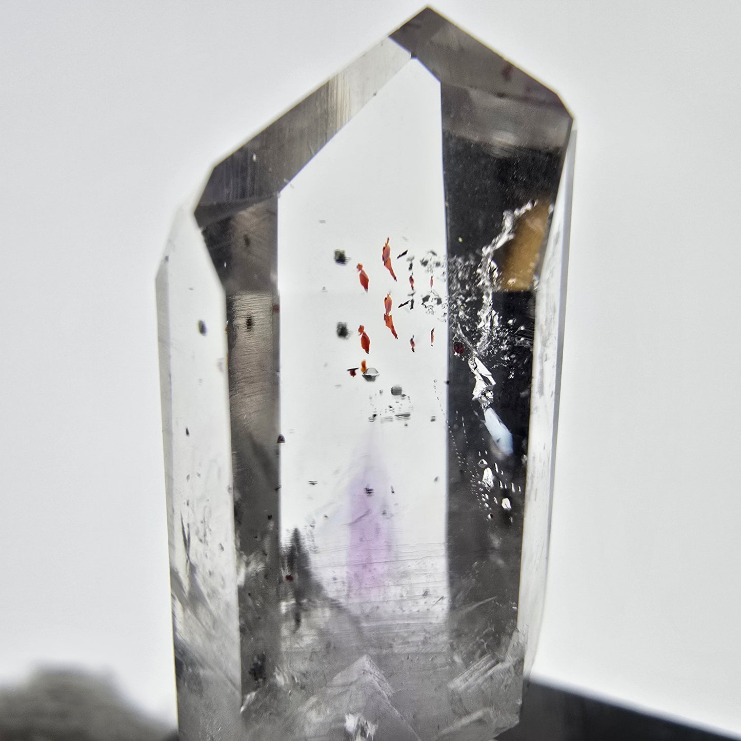 Mine d'améthyste Harlequin Phantom Point Streep, Goboboseb, Namibie, 30 x 11 x 10 mm