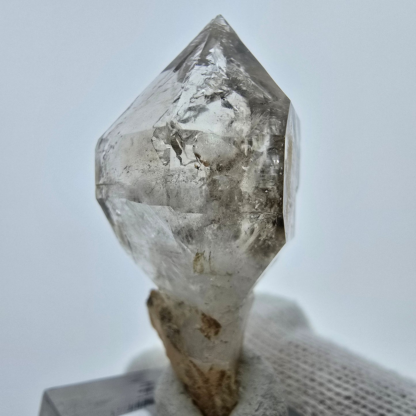 Enhydro Phantom Rauchquarz Zepter, 1x Blase Goboboseb, Namibia 47*20*19mm