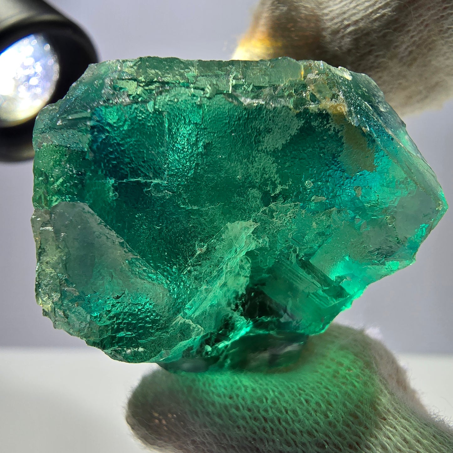 Rare spécimen de cube de fluorite fantôme, parqueté vert Okorusu, Namibie, 36 x 35 x 31 mm