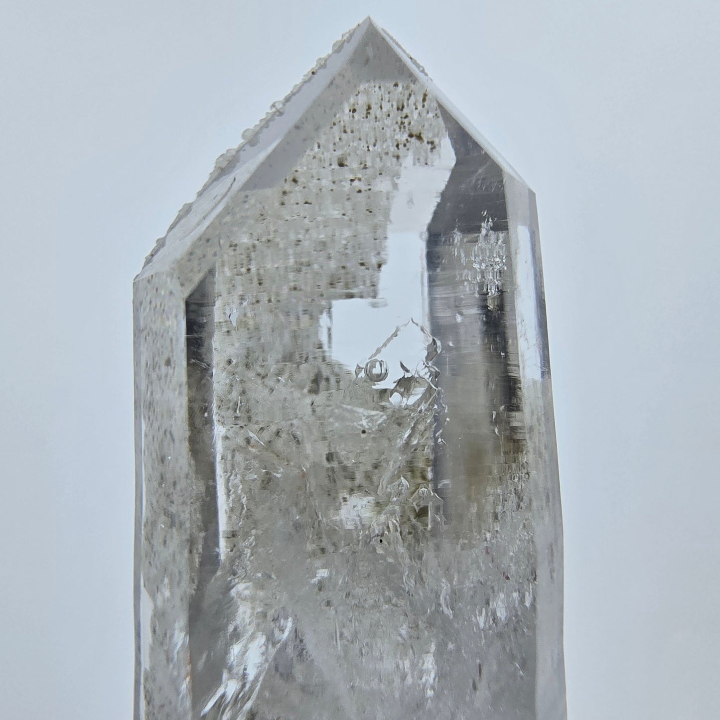 Enhydro Phantom DT Quarz mit UV Calcit, 3x Blase Goboboseb, Namibia 38*14*10mm