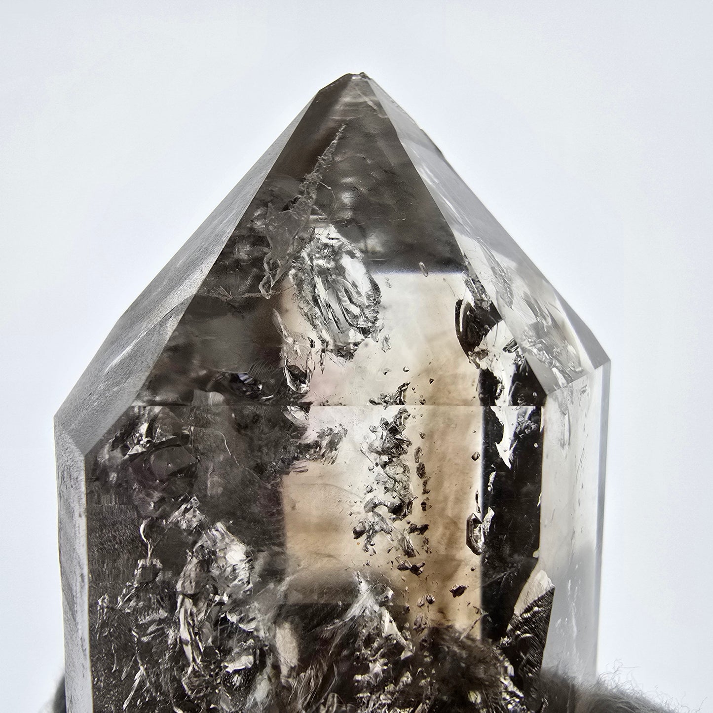 Sceptre DT en quartz fumé squelette Enhydro, poche Valentine en calcite UV, Namibie 71 x 43 x 31 mm
