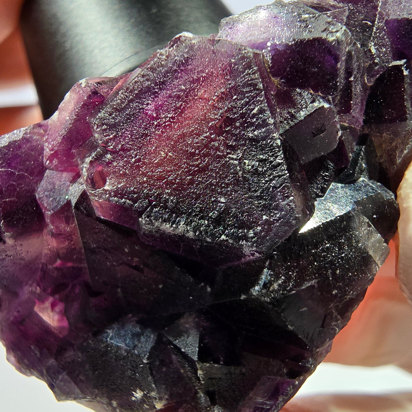 Spécimen de cube de fluorite fantôme, hexagonal, violet, Okorusu, Namibie, 52 x 33 x 16 mm