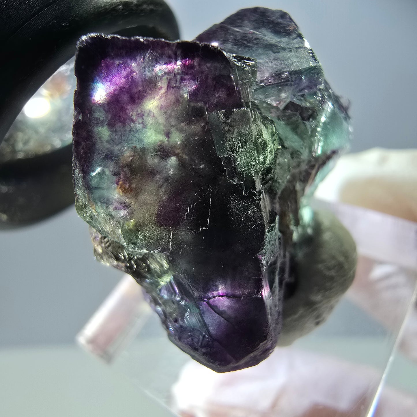 Spécimen rare de cube de fluorite, vert violet, Okorusu, Namibie, 27 x 25 x 17 mm