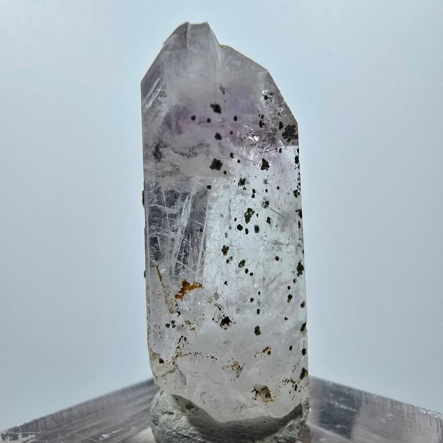 Améthyste fantôme avec hématite, mine Streep, Goboboseb, Namibie, 33 x 14 x 11 mm