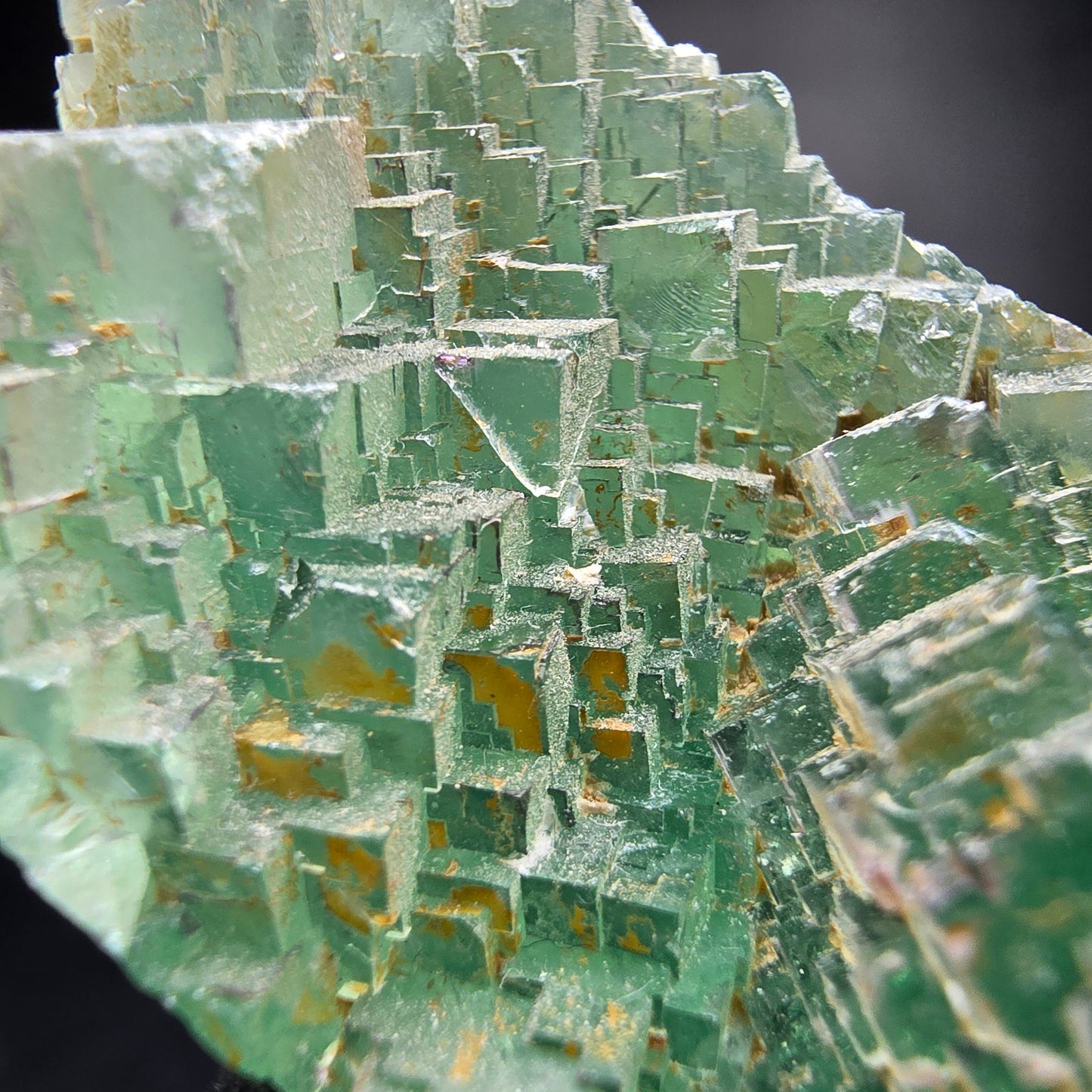 Cube de fluorite fantôme étagé vert turquoise Omehane, namibie 65*54*33mm