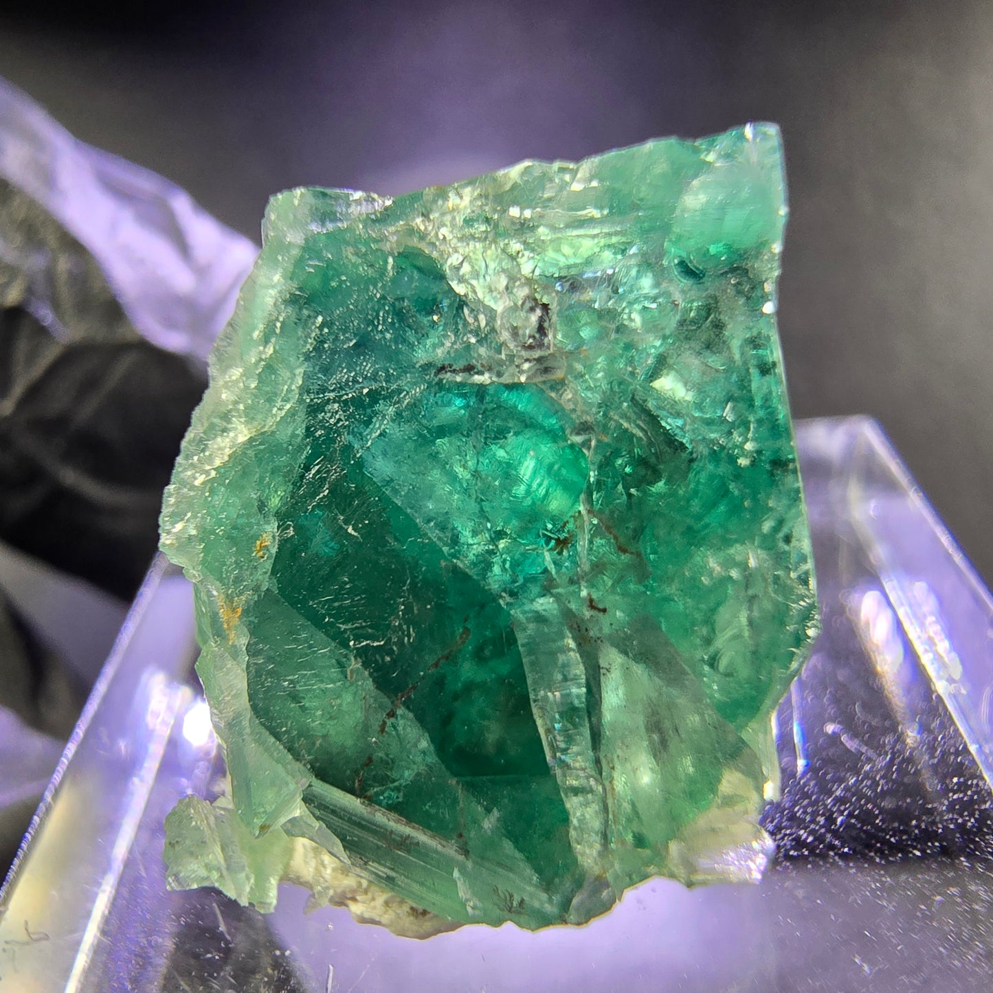 Klarer Fluorit Würfel grün 23*18*13mm Okorusu, Namibia Mineraliensammlung