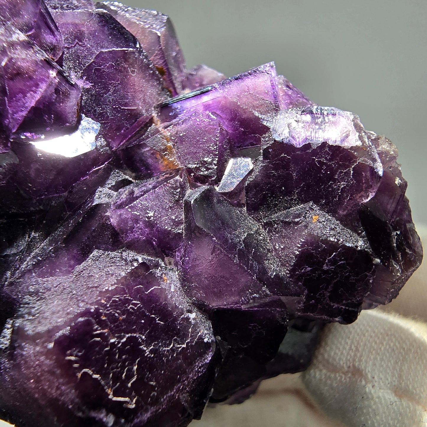 Große Phantom Fluorit Würfel Stufe lila Okorusu, Namibia 117*51*33mm Sammlung