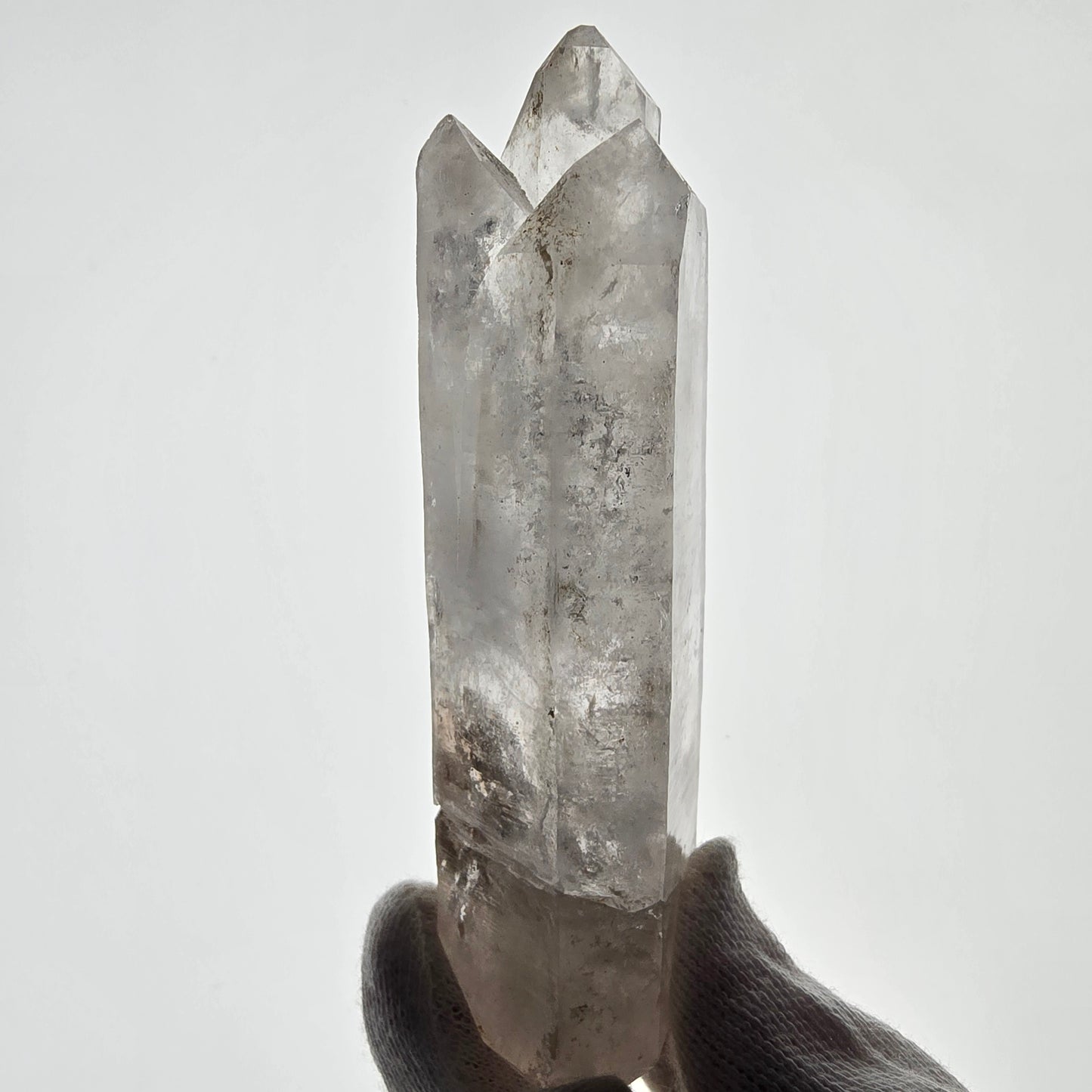 Gobo de poche Lemurian Phantom Skeleton en quartz fumé, DT Scepter Valentine. Namibie 117 x 36 x 29 mm