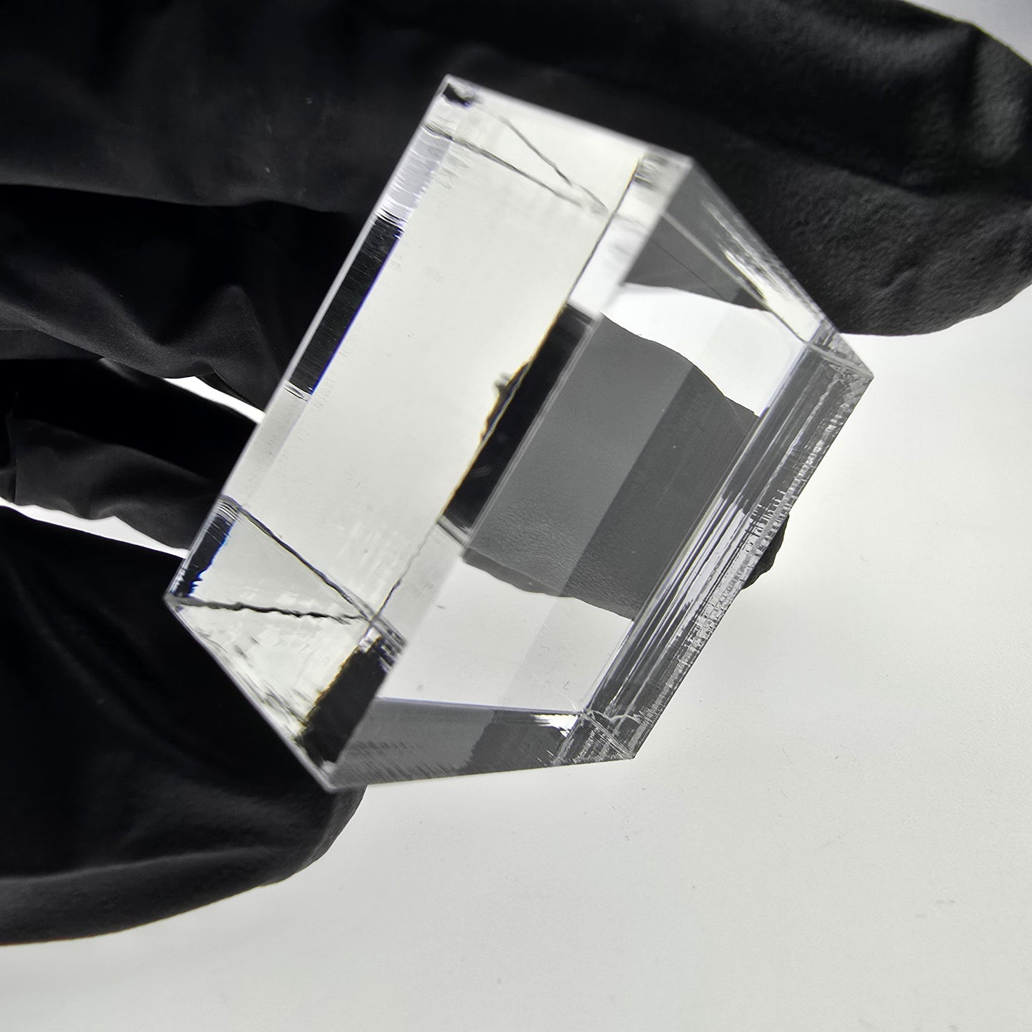 Acrylic base for minerals presentation 30*30*15mm stand plate base clear