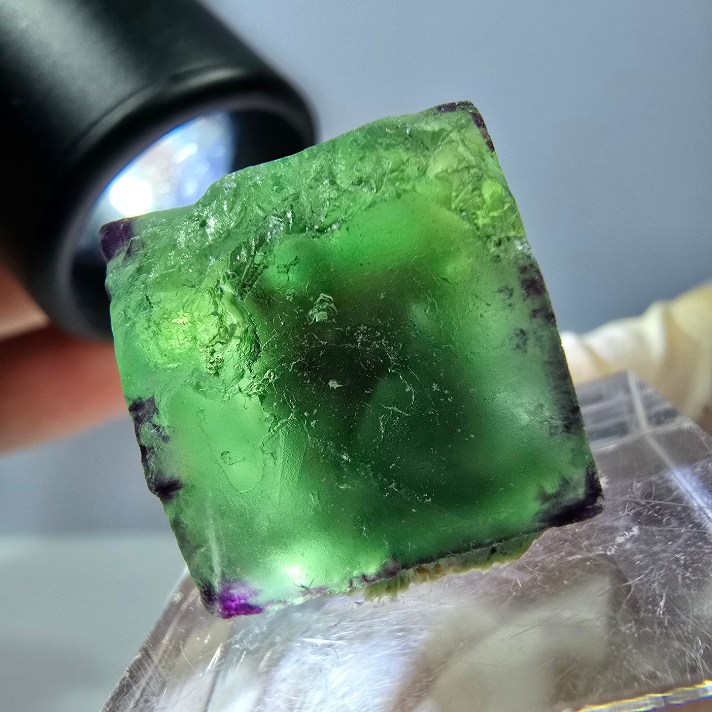 Cube de fluorite fantôme parqueté, zonal, vert violet Okorusu, Namibie 18*17*15mm