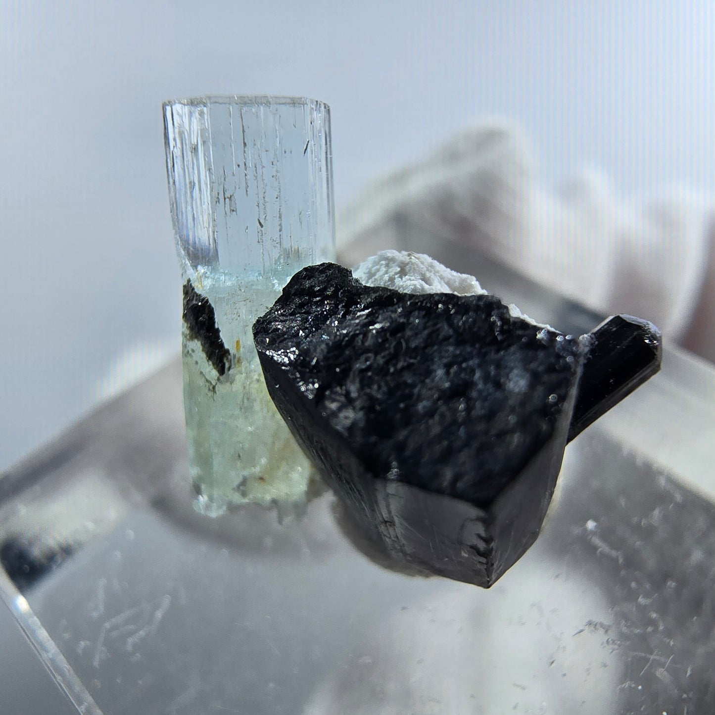 Aigue-marine de Setlene, tourmaline de Schörl, stade orthose Erongo, Namibie 16*14*10 mm