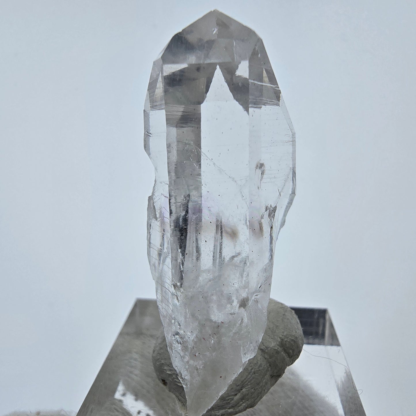 Klare Lemurian Phantom Quarz Spitze Streep Mine, Goboboseb, Namibia 40*18*12mm
