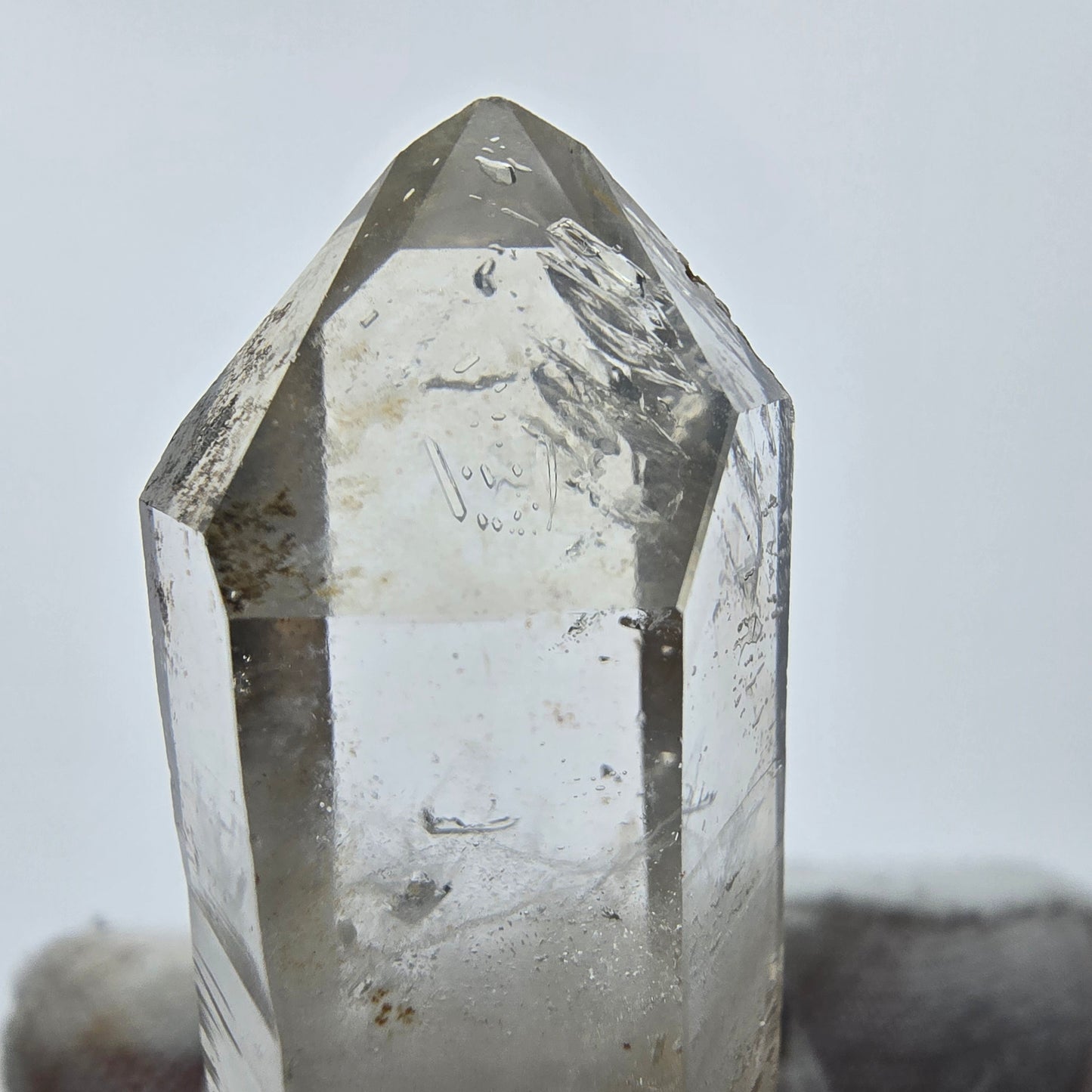 Enhydro Phantom Smoky Quartz Tip 1x Bubble Goboboseb, Namibie 42*17*16mm