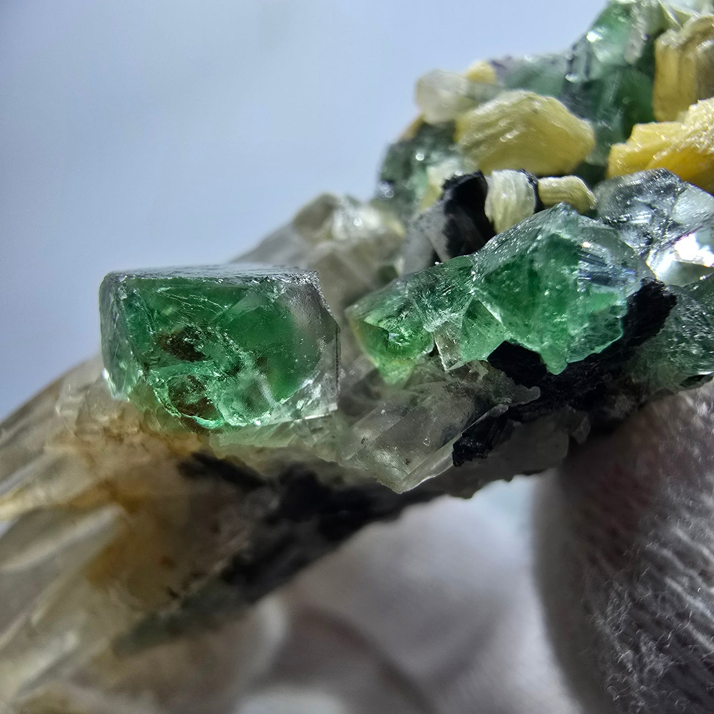 Phantom Fluorit, Rauchquarz, Schörl Turmalin, Muskovit Erongo Namibia 53*43*18mm