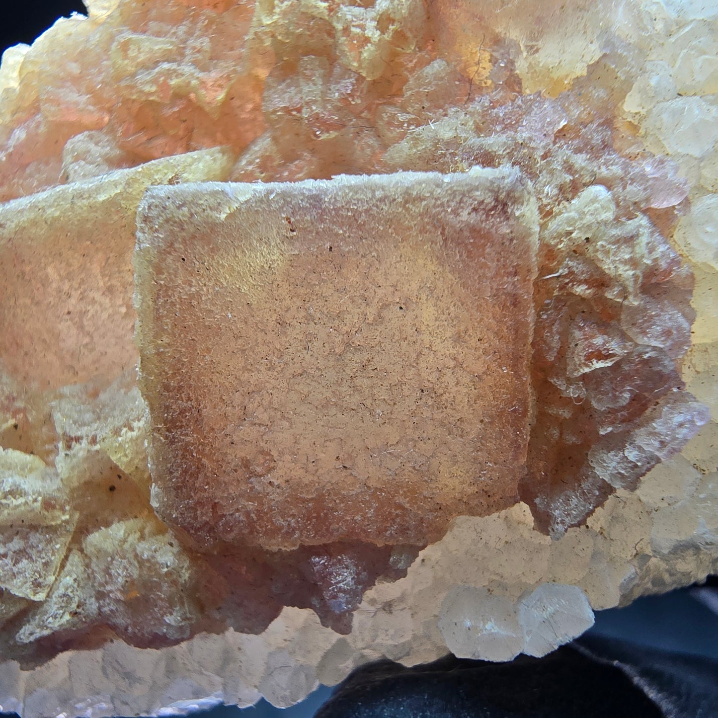 Cube de fluorite fantôme jaune violet, spécimen de quartz Omehane, Namibie 63*45*19mm