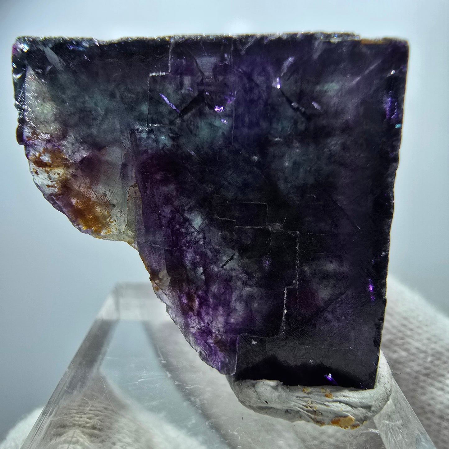 Spécimen rare de cube de fluorite fantôme zonal vert violet Okorusu, Namibie 39*26*21mm