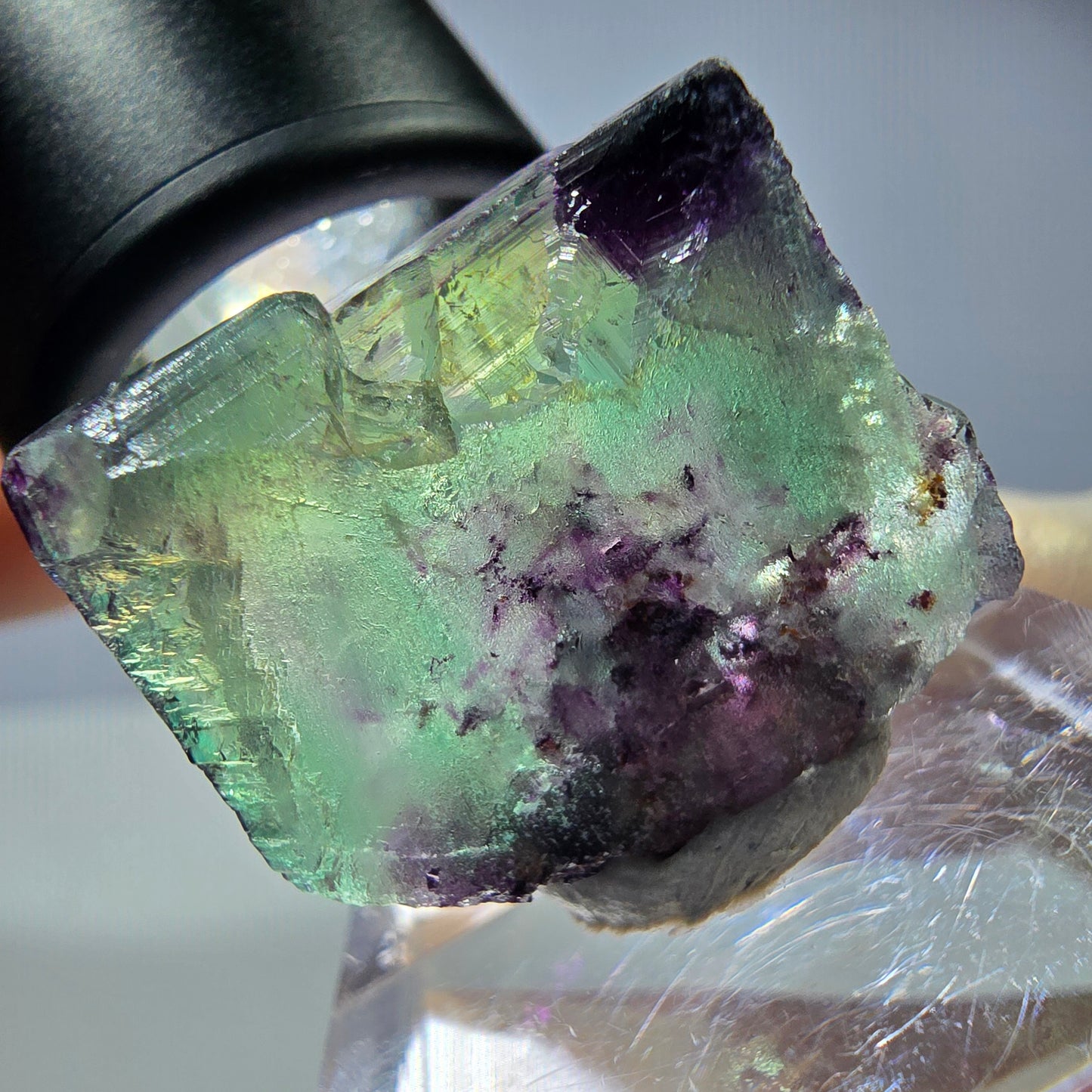 Rare cube de fluorite fantôme parqueté vert violet Okorusu Namibie 24*20*10mm