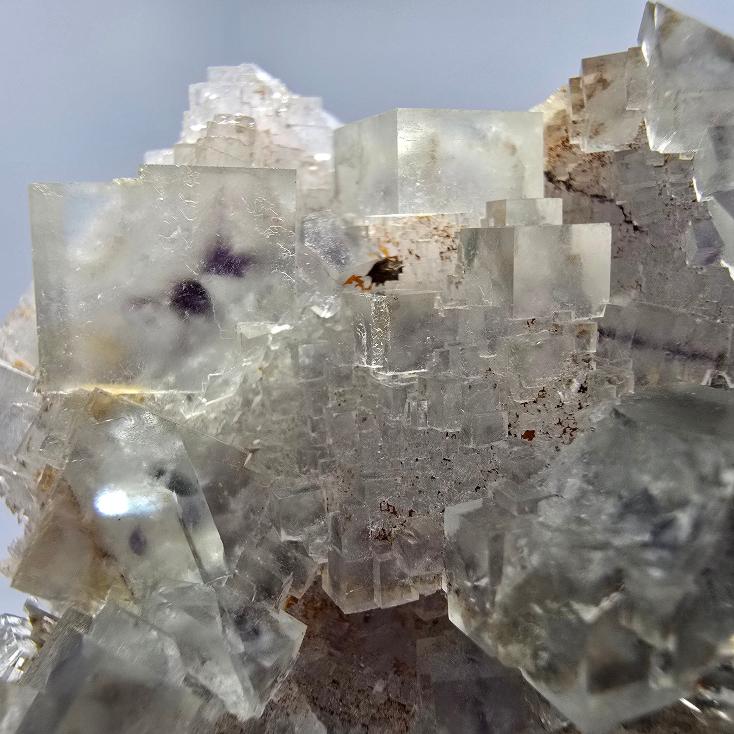 Seltene UV Phantom Fluorit Würfel, Quarz Stufe Brandberg, Namibia 57*52*19mm