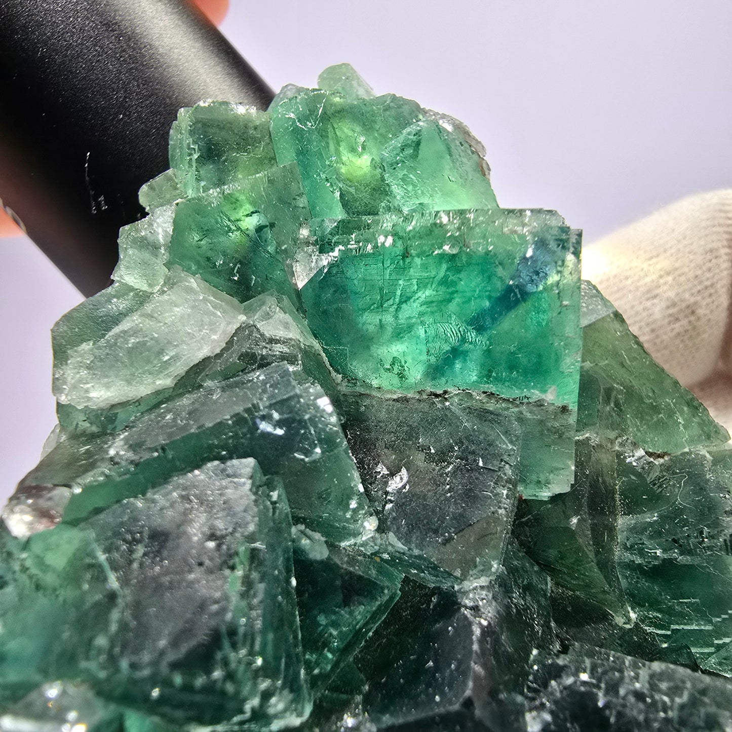 Grand cube de fluorite fantôme vert étagé Okorusu Namibie 102 x 78 x 28 mm