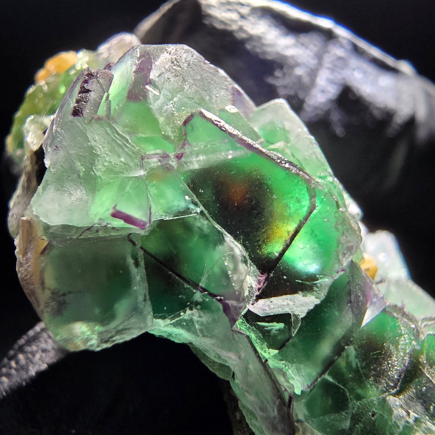 Phantom Fluorit, Muskovit, Schörl Stufe Erongo, Namibia 50*31*19mm Sammlung