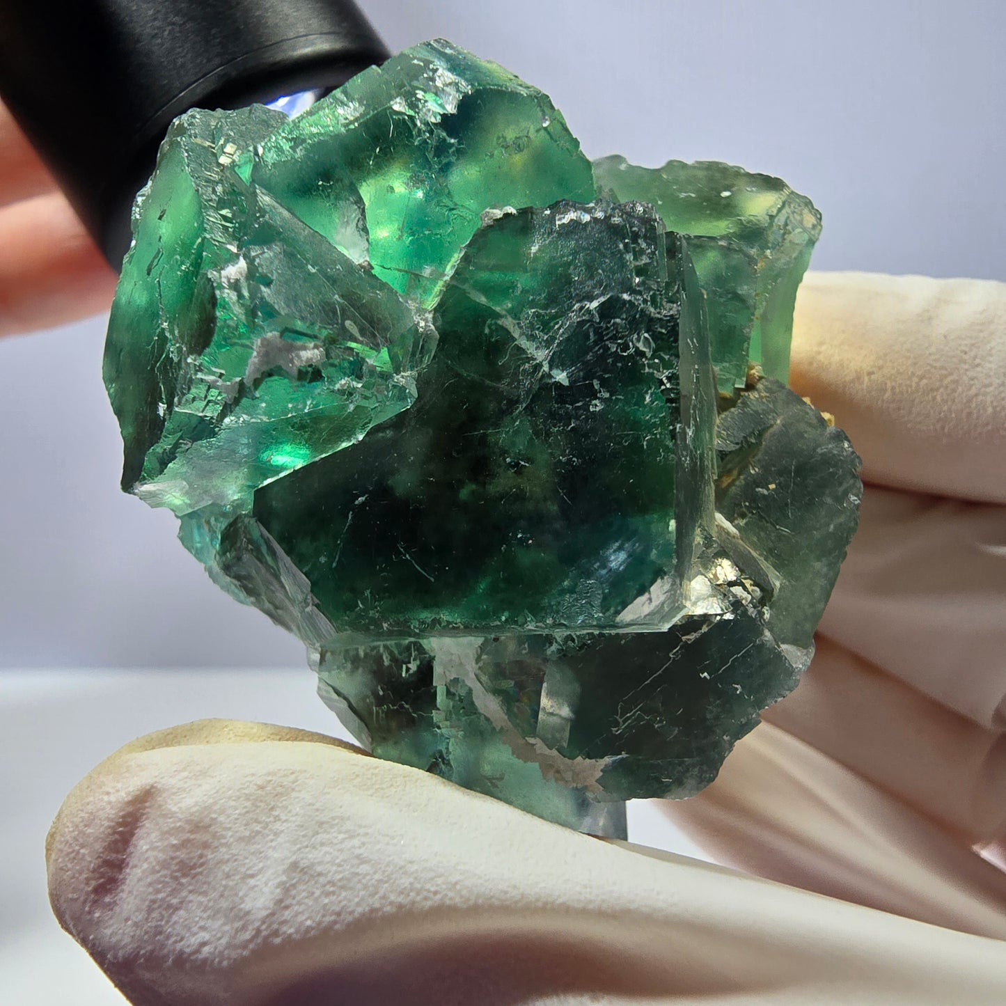 Spécimen de cube de fluorite fantôme transparente, parqueté vert Okorusu, Namibie 54 x 50 x 36 mm