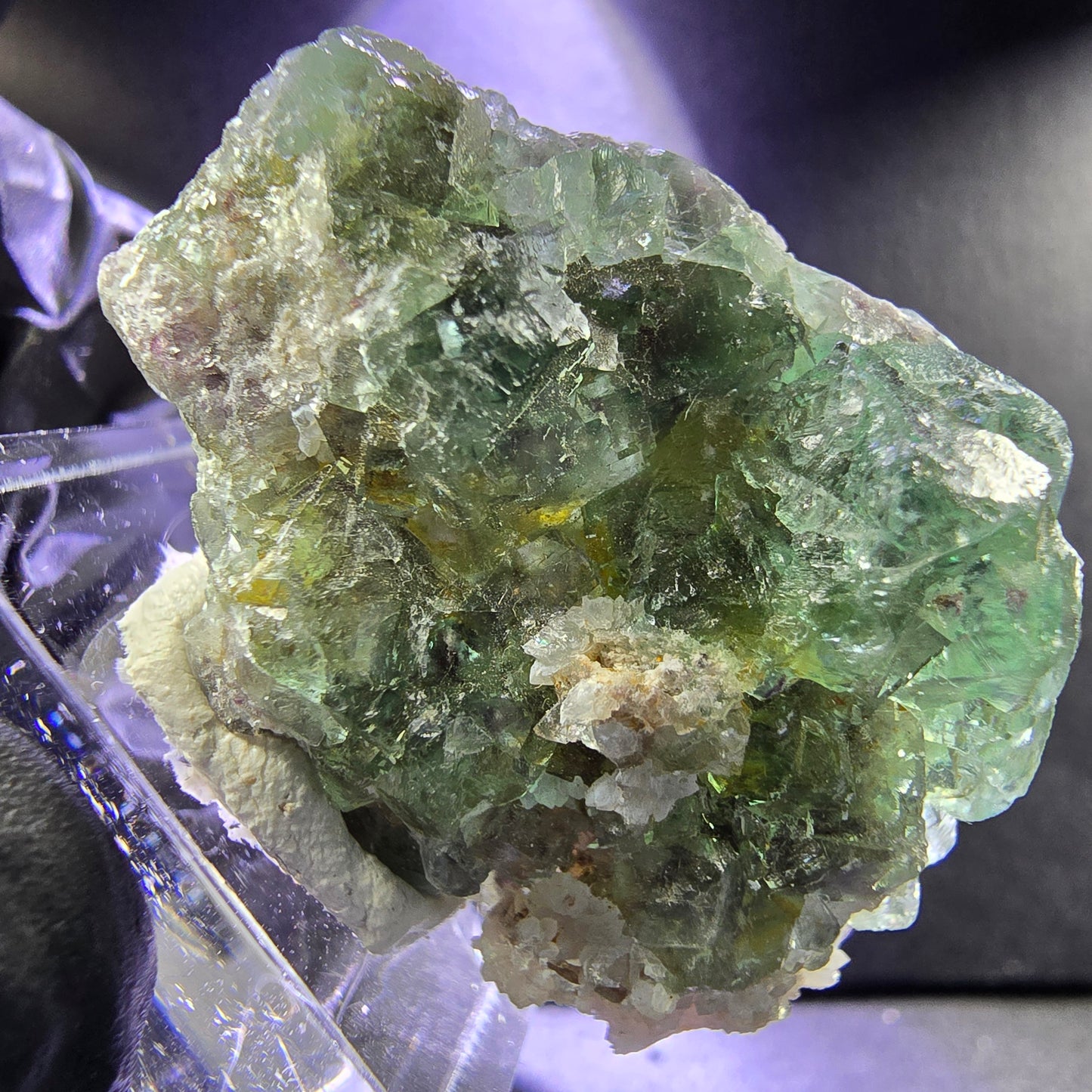 Seltene Fluorit XX Würfel Stufe grün mit Einschlüssen 36*28*13mm Okorusu Namibia