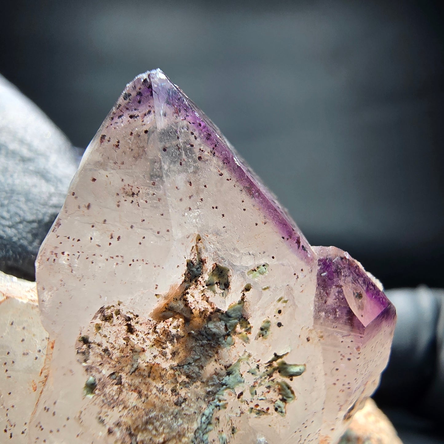 Klare Phantom Amethyst Stufe lila weiß Brandberg, Namibia 67*50*42mm Sammlung
