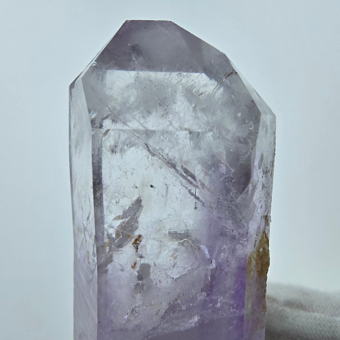Enhydro Phantom Amethyst mit Hämatit Streep Mine Goboboseb Namibia 51*23*20mm