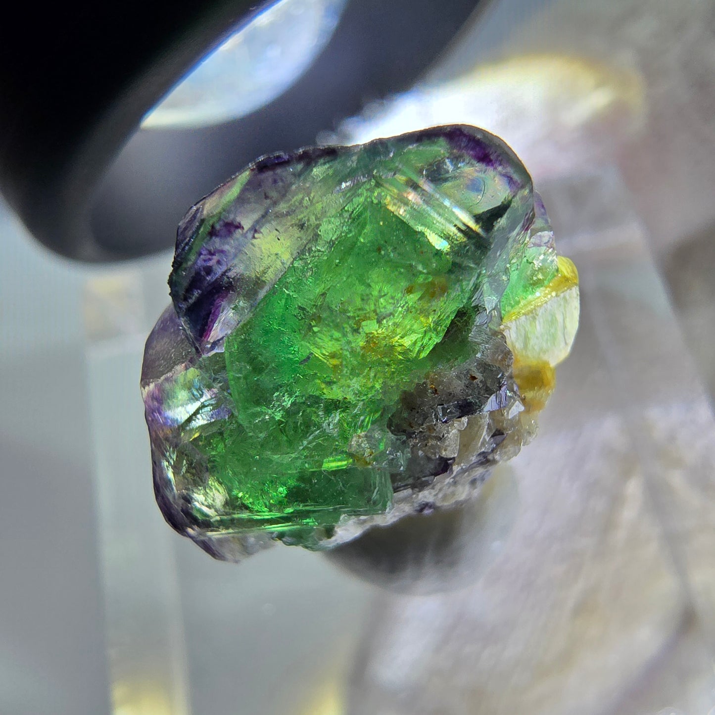 Cube de fluorite fantôme, spécimen de muscovite, Erongo, Namibie, 18 x 14 x 10 mm