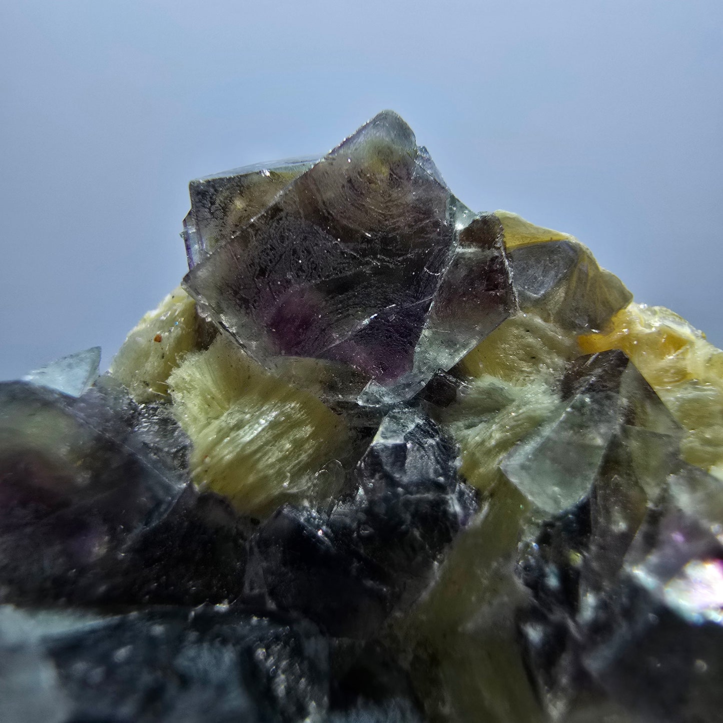 Colorful Phantom Fluorite Cubes Schorl Tourmaline Muscovite Erongo, Namibia 59*41*38mm