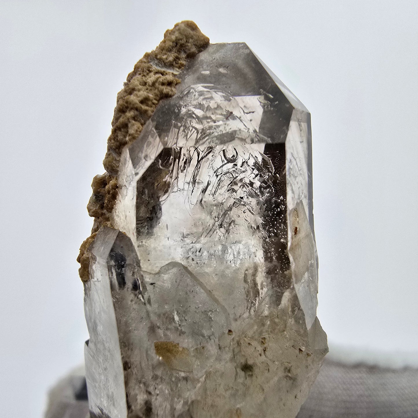 Enhydro Phantom Rauchquarz DT Zepter Quarz 2x Blase Goboboseb Namibia 46*21*17mm
