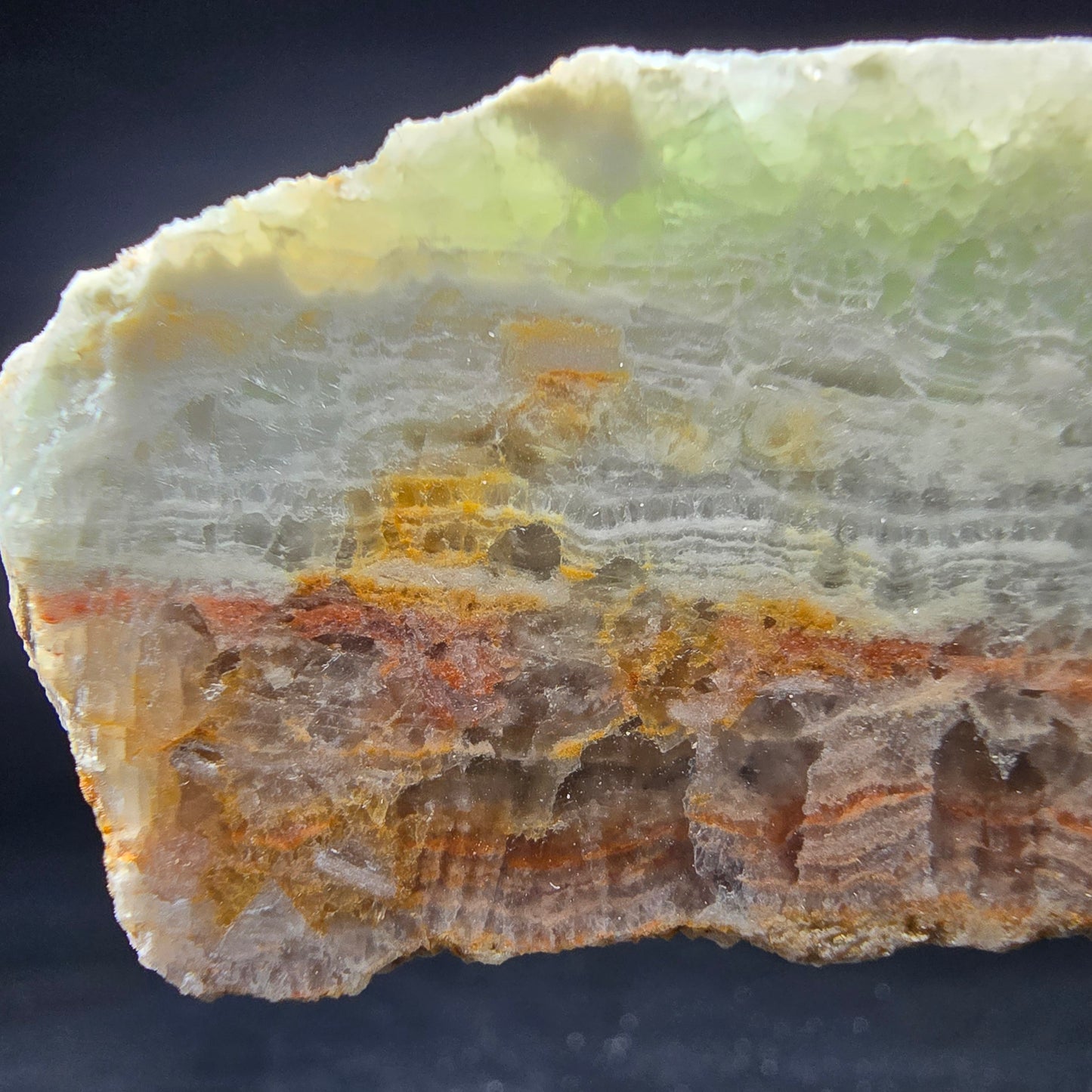 Schöner Fluorit Anschnitt grün rot 114*39*15mm Unbekannt Mineraliensammlung