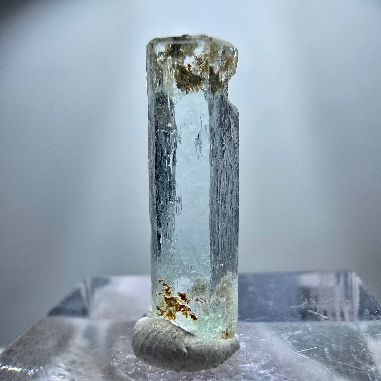Cristal d'aigue-marine transparent X, bleu Erongo, Namibie 21*6*4mm