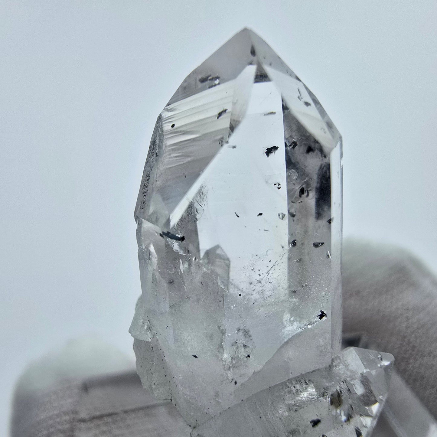 Klarer Harlekin Phantom Quarz Kristall Streep Mine, Goboboseb Namibia 31*15*11mm