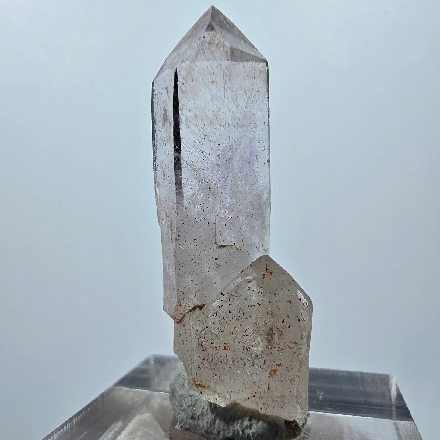 Pointe d'améthyste fantôme de Goboboseb, Namibie, 35 x 12 x 9 mm