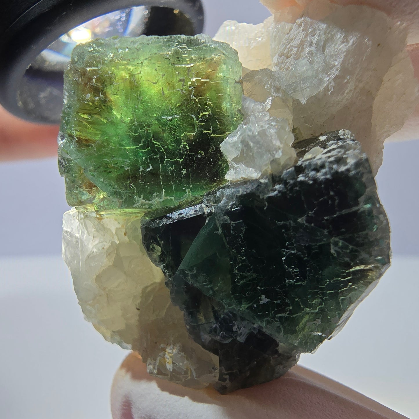 Rare cube de fluorite fantôme, spécimen de quartz vert violet Okorusu Namibie 37*29*27mm