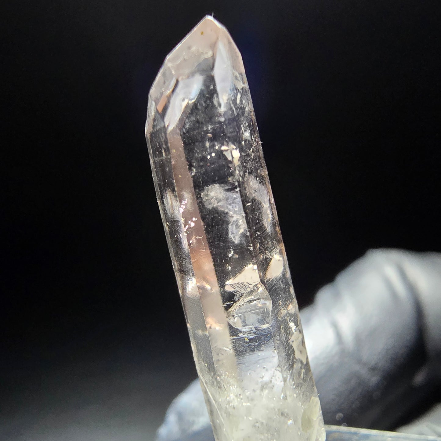 Phantom Rauchquarz Spitze weiß lila Goboboseb, Namibia 35*9*5mm Sammlung